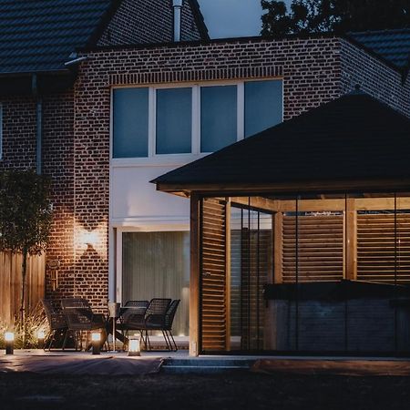 Le Paradis D'Henri Hannut 外观 照片